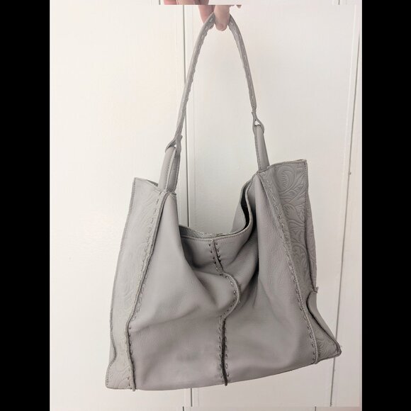SAK LOS FELIZ SOFT SUPPLE LEATHER SLOUCHY HOBO TOTE SIZE LARGE DOVE GRAY - Picture 3 of 11